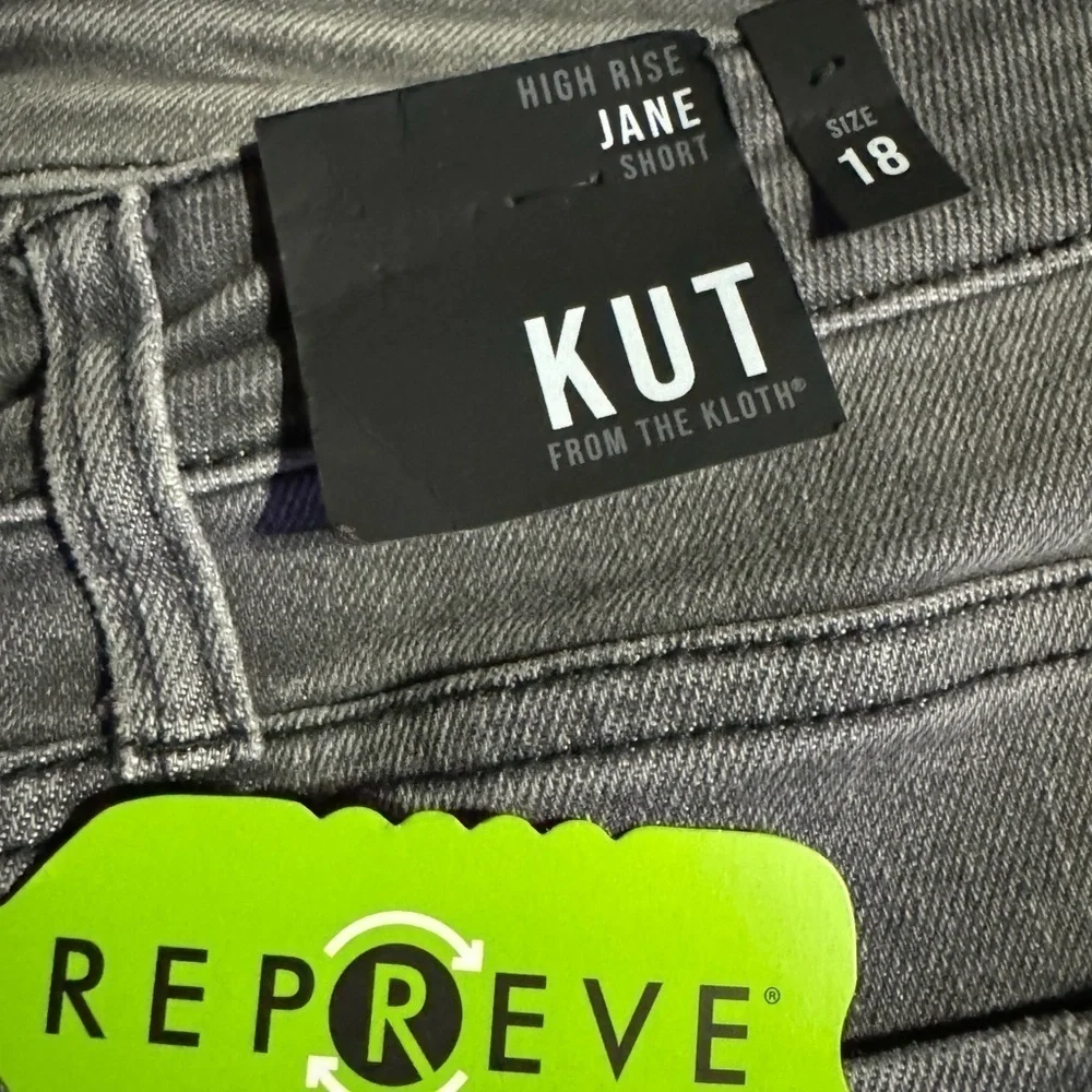 Kut From The Kloth Jane High Rise Jean Shorts in Brimming Gray Size 18 New